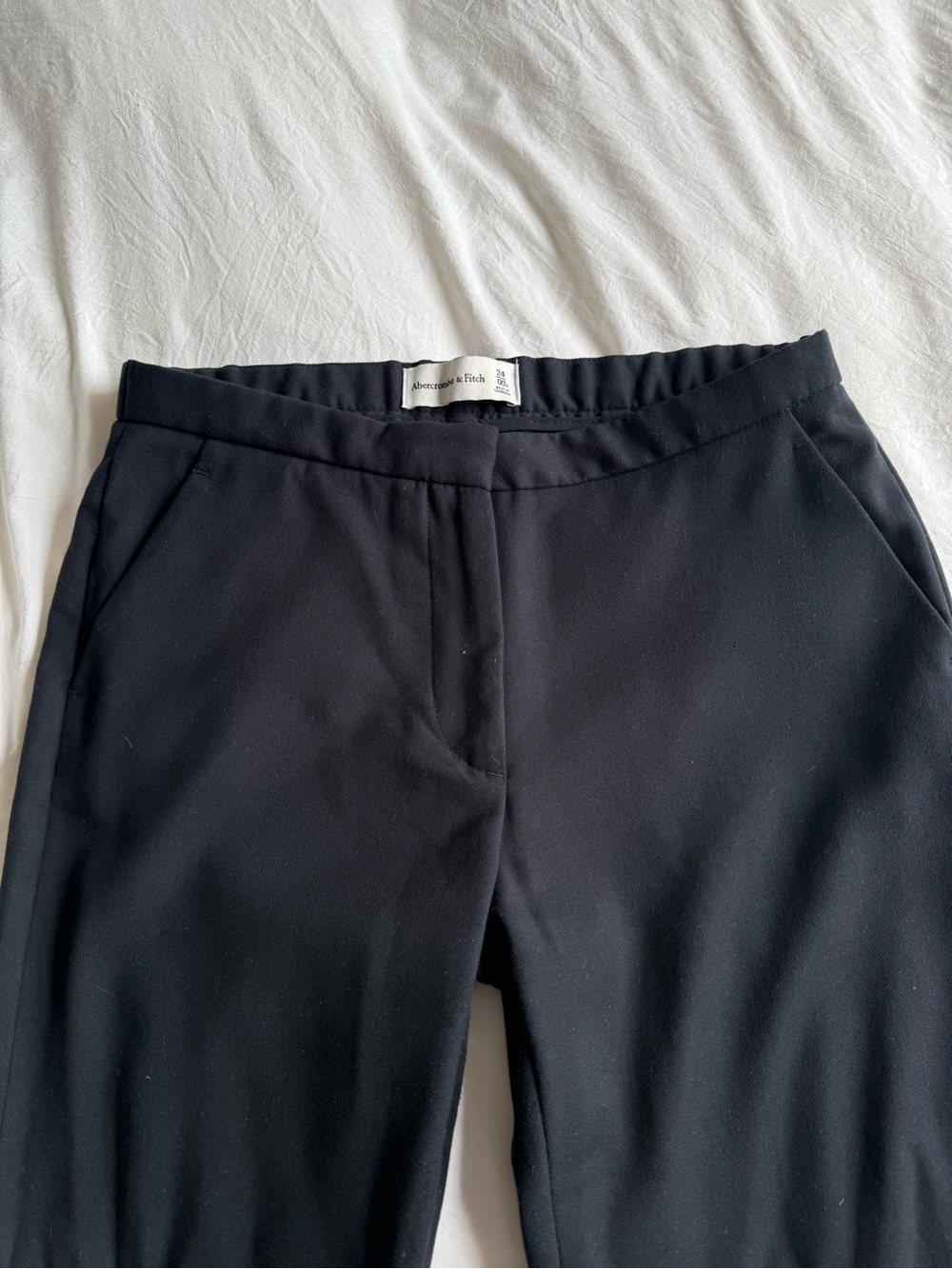 A&F Sloane Low Rise Tailored Pant - Picture 2 of 5